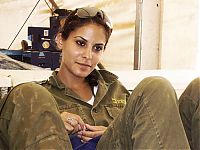 TopRq.com search results: army girls of israeli defense forces