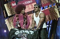 People & Humanity: 2000 MTV Video Music Award