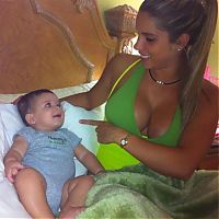 People & Humanity: breasts cleavage girl