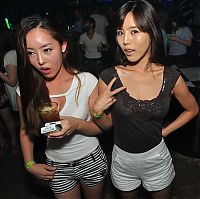 People & Humanity: Nightclub girls, South Korea