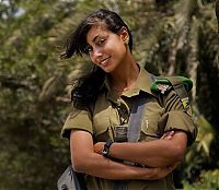 TopRq.com search results: army girls of israeli defense forces