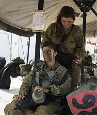 TopRq.com search results: army girls of israeli defense forces