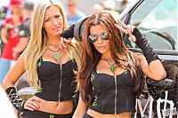 young college girls go crazy