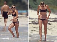 People & Humanity: young college girls go crazy