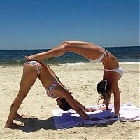 People & Humanity: Hangout Music Festival 2014 girls, Gulf Shores, Alabama, United States