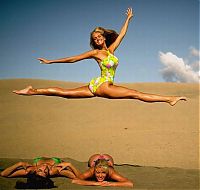 People & Humanity: young college girls go crazy