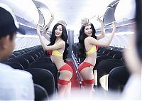 People & Humanity: VietJet Air airlane flight attendants