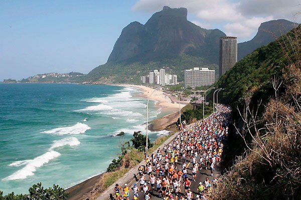 The London Marathon, dedicated to the Olympic Games in 2012