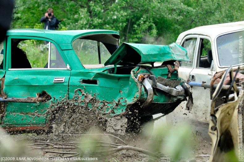 Siberian carmageddon, Academgorodok, Russia