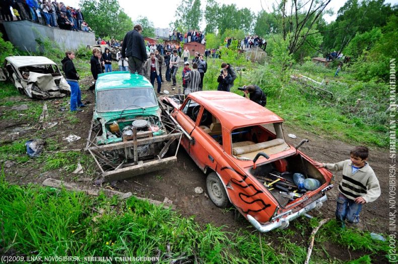 Siberian carmageddon, Academgorodok, Russia