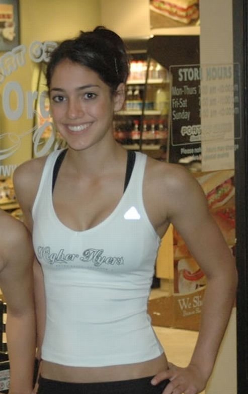 Allison Stokke, female athlete, pole vaulter