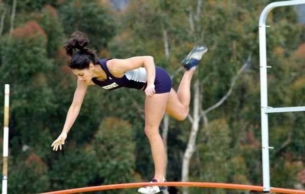 Allison Stokke, female athlete, pole vaulter