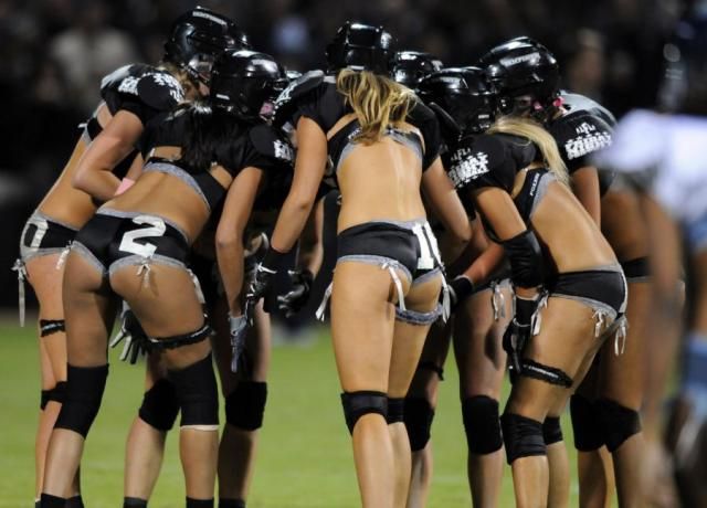 american football girls