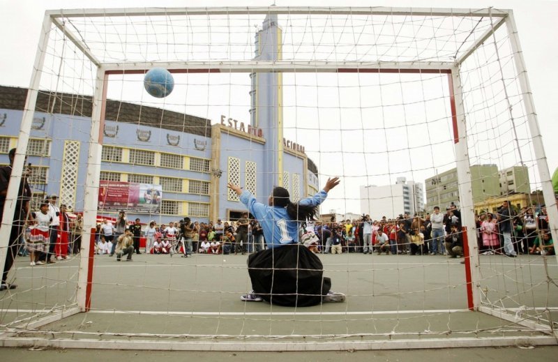 Women's football in Peru