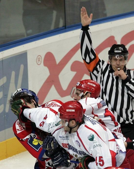 rare funny moments in sport