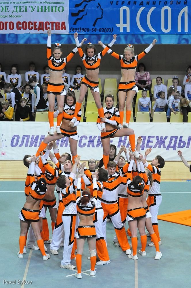 cheerleader girls training