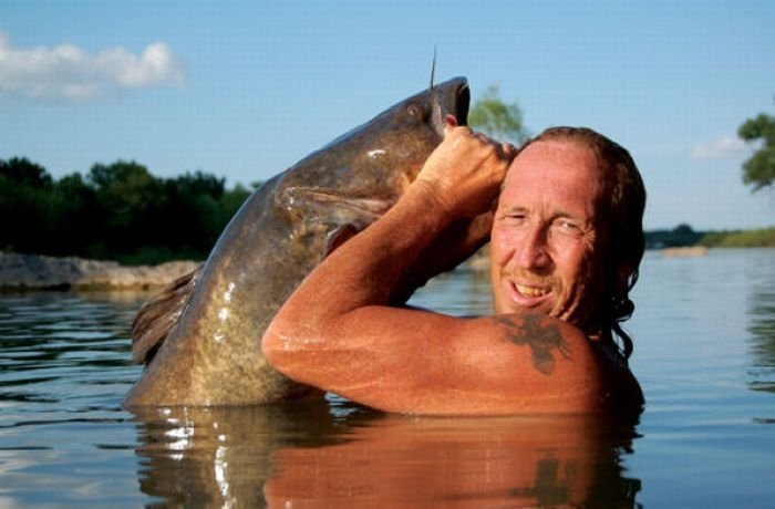 Okie noodling tournament, United States