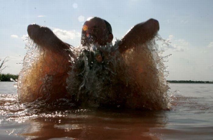 Okie noodling tournament, United States