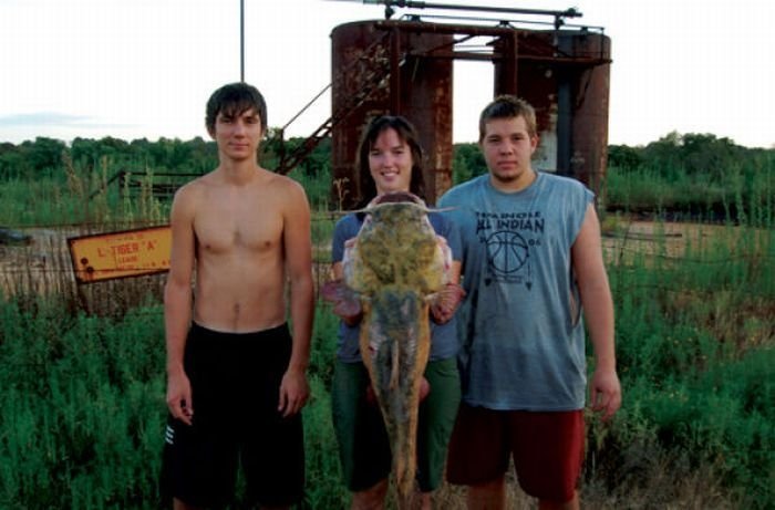 Okie noodling tournament, United States