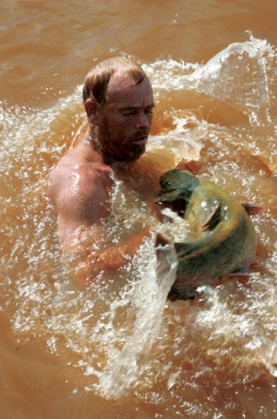 Okie noodling tournament, United States