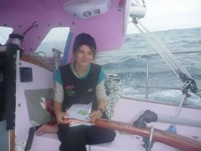 16-year-old Jessica Watson sailed around the world