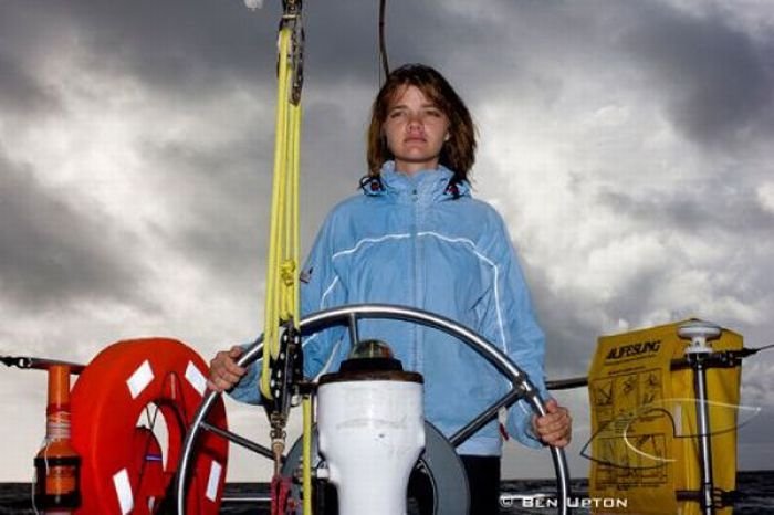 16-year-old Jessica Watson sailed around the world