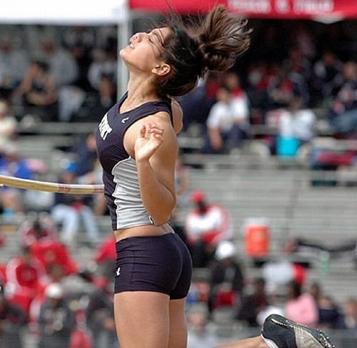 pole vaulting girl