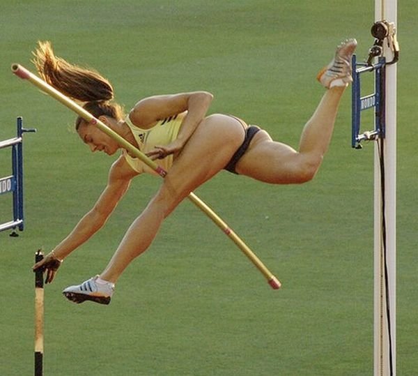 pole vaulting girl