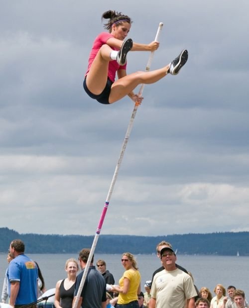 pole vaulting girl