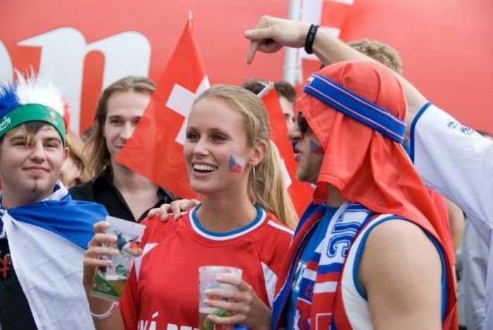 cute football fan girls