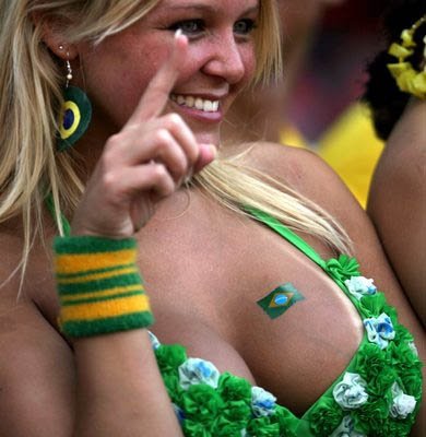 cute football fan girls