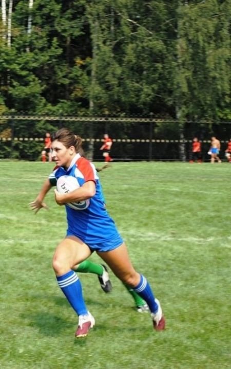 girls playing rugby