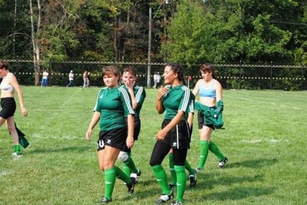 girls playing rugby