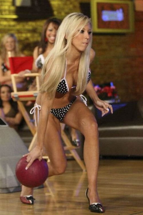 bikini bowling championship