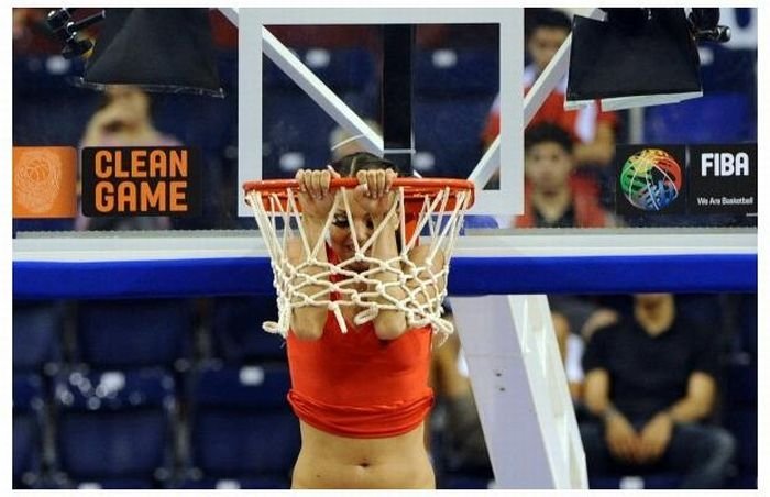 Cheerleader girls at the FIBA World Championships 2010