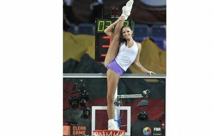 Cheerleader girls at the FIBA World Championships 2010