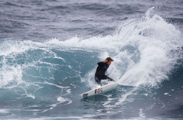 surfing photography