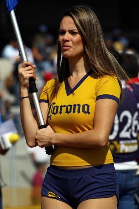 Las Porristas, cheerleader girls from South and Latin America