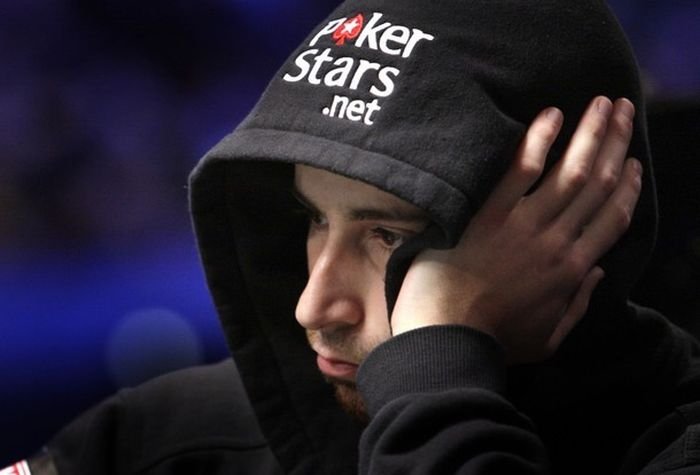 Jonathan Duhamel, poker professional won 9 million dollars