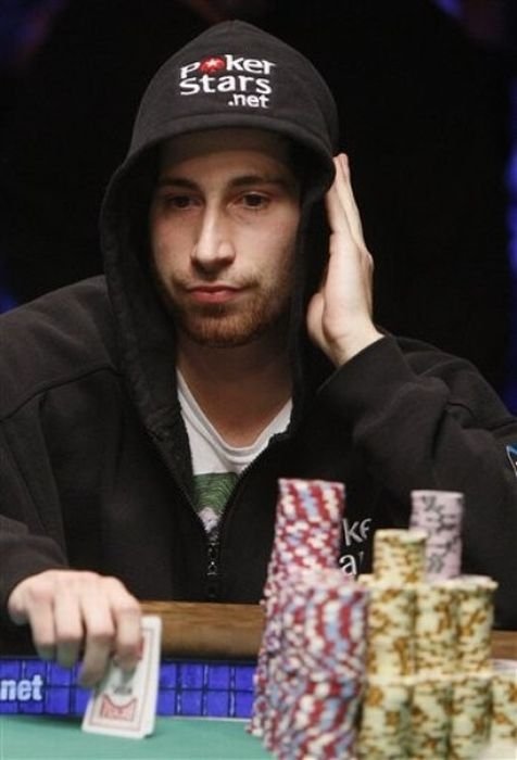 Jonathan Duhamel, poker professional won 9 million dollars