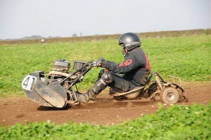 lawn mower racing