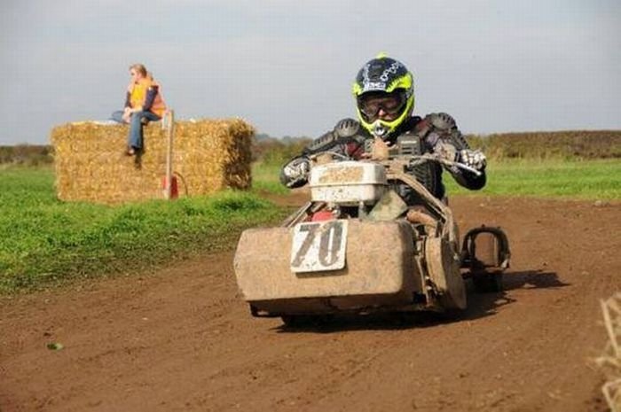 lawn mower racing