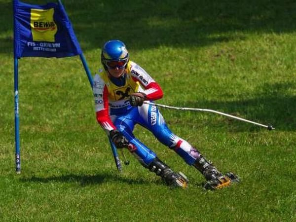 grass skiing