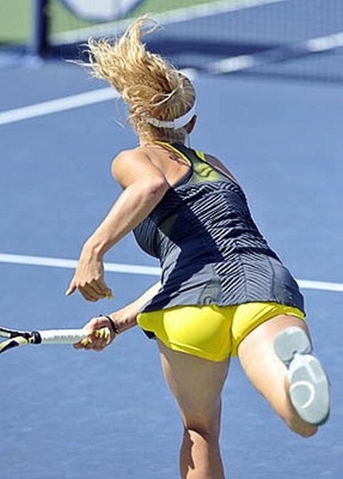 tennis buttock