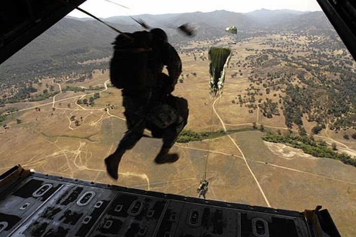 skydiving photography