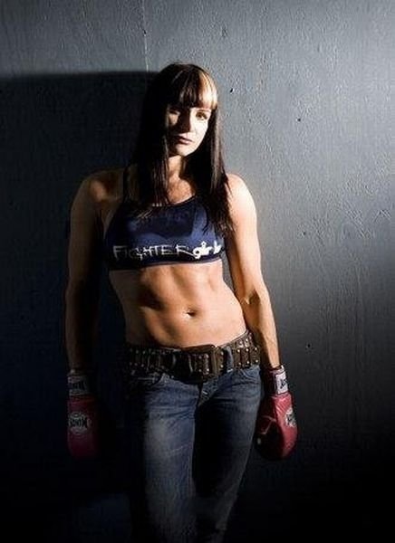 Mixed Martial Arts (MMA) girl fighters