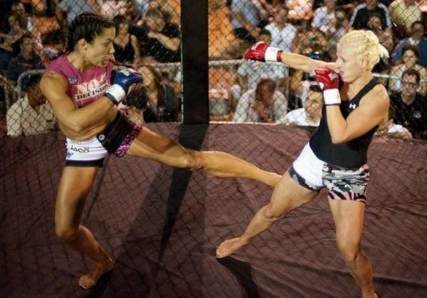 Mixed Martial Arts (MMA) girl fighters