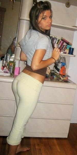 young sport girl in tight yoga pants