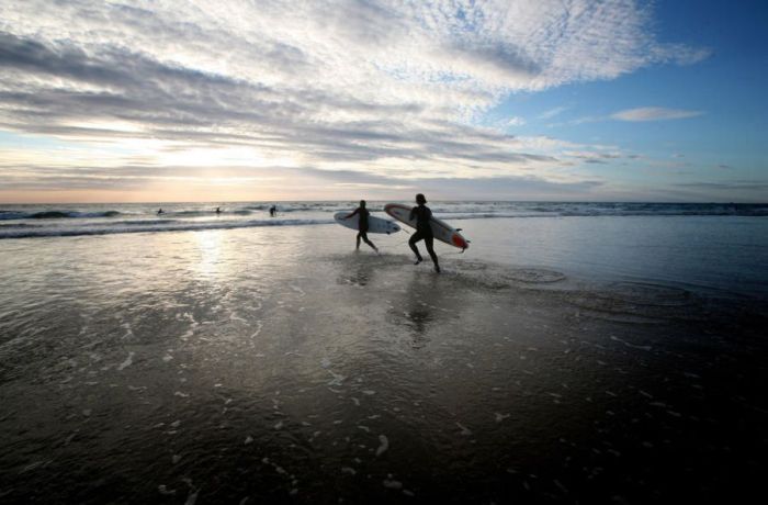 surfing photography