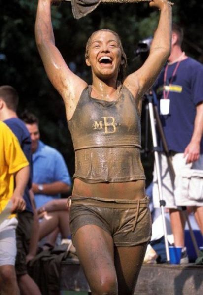 bikini girls mud wrestling